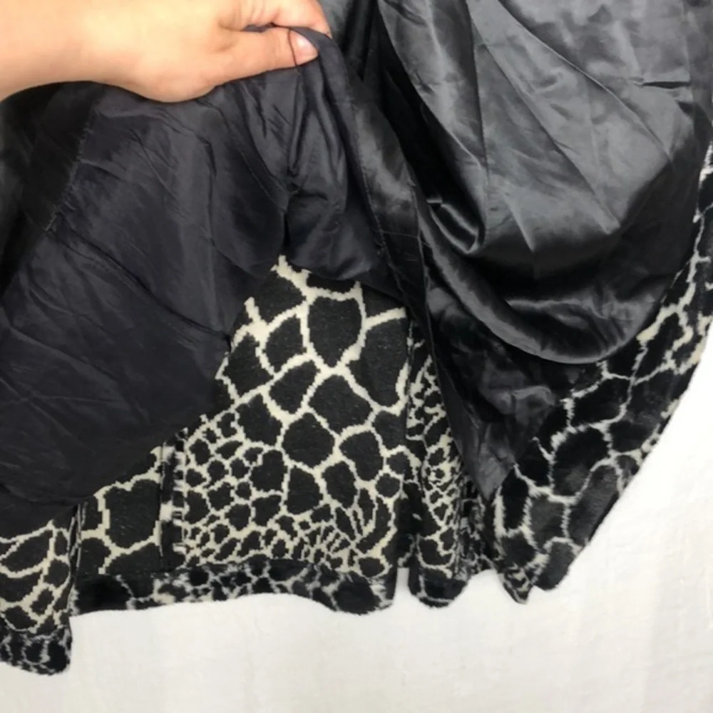Rare Vintage Betsey Johnson Mongolian Faux Fur Animal Print 90s Y2k Trench Coat - Picture 14 of 16